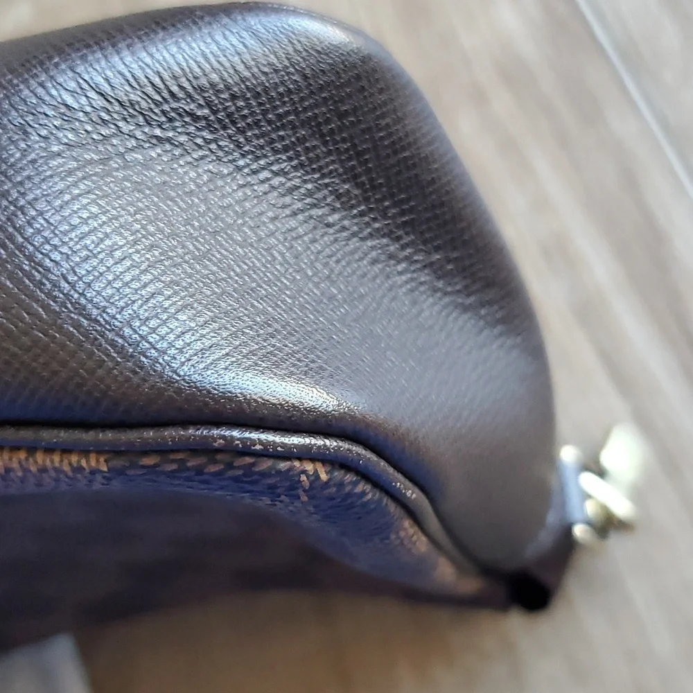EUC Damier Ebene Canvas Trousse Makeup Bag w/ Strap - Picture 6 of 12
